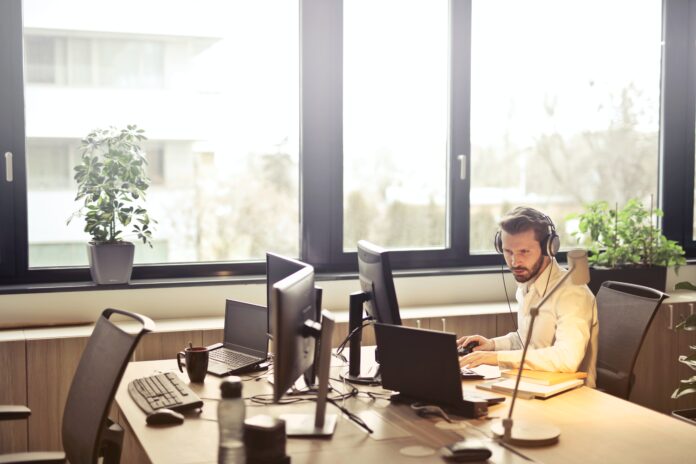 What is a Call Center and How Does it Work